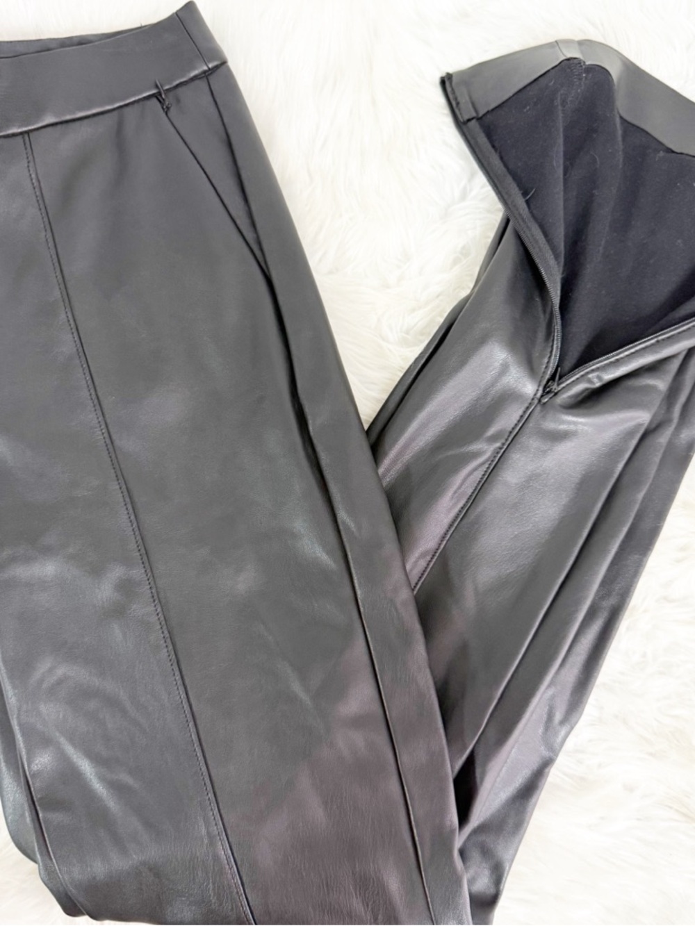 Maeve Anthropologie Faux Leather Pants Size 2 Black Zip Ankle Straight Leg - Picture 3 of 9
